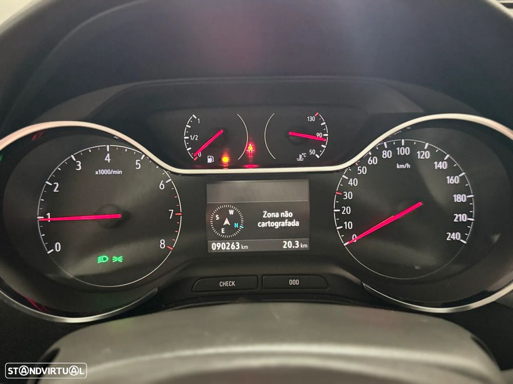 Opel Crossland X 1.2 Innovation - 11