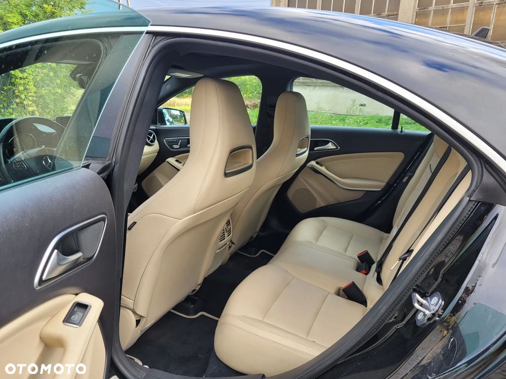 Mercedes-Benz CLA - 21