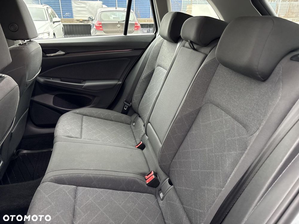 Volkswagen Golf - 16