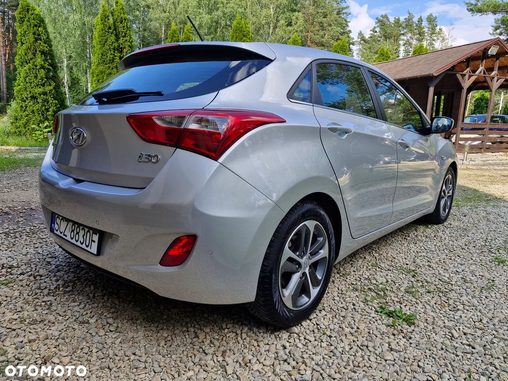Hyundai i30 1.4 Premium - 19