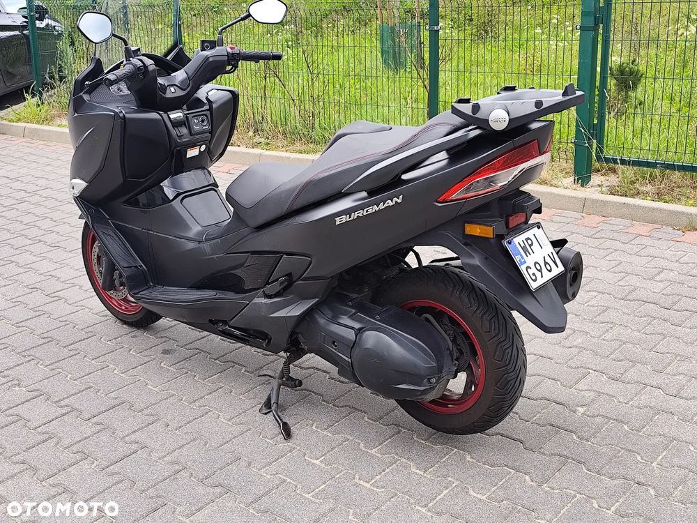 Suzuki Burgman - 6