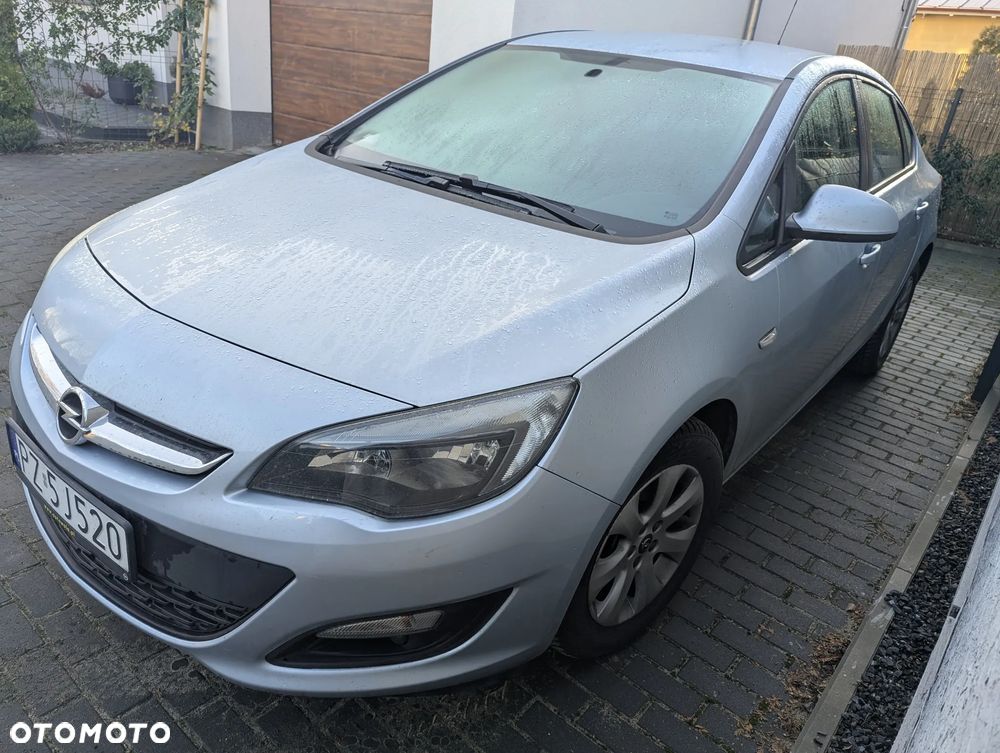 Opel Astra - 3