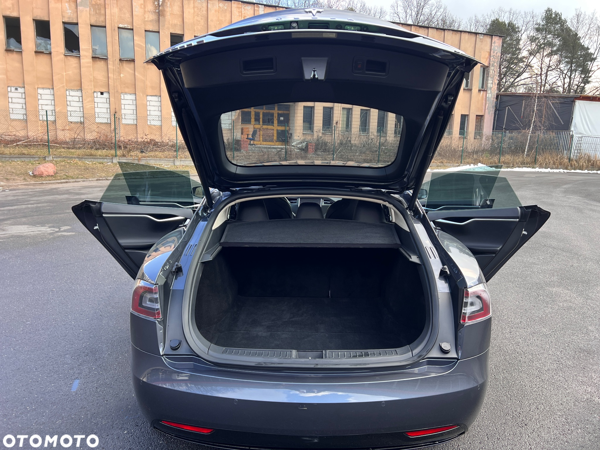 Tesla Model S 75 D - 31