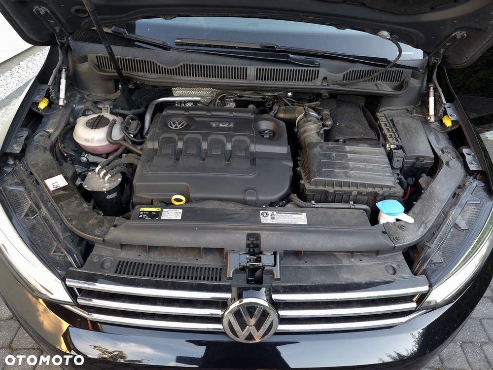 Volkswagen Touran 2.0 TDI BMT Highline DSG - 36