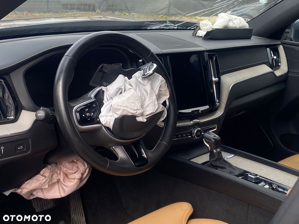 Volvo XC 60 D4 Inscription - 15