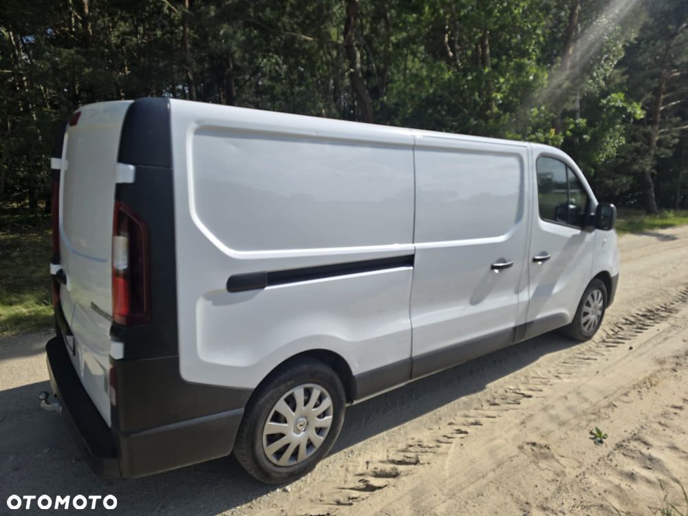 Renault Trafic - 2
