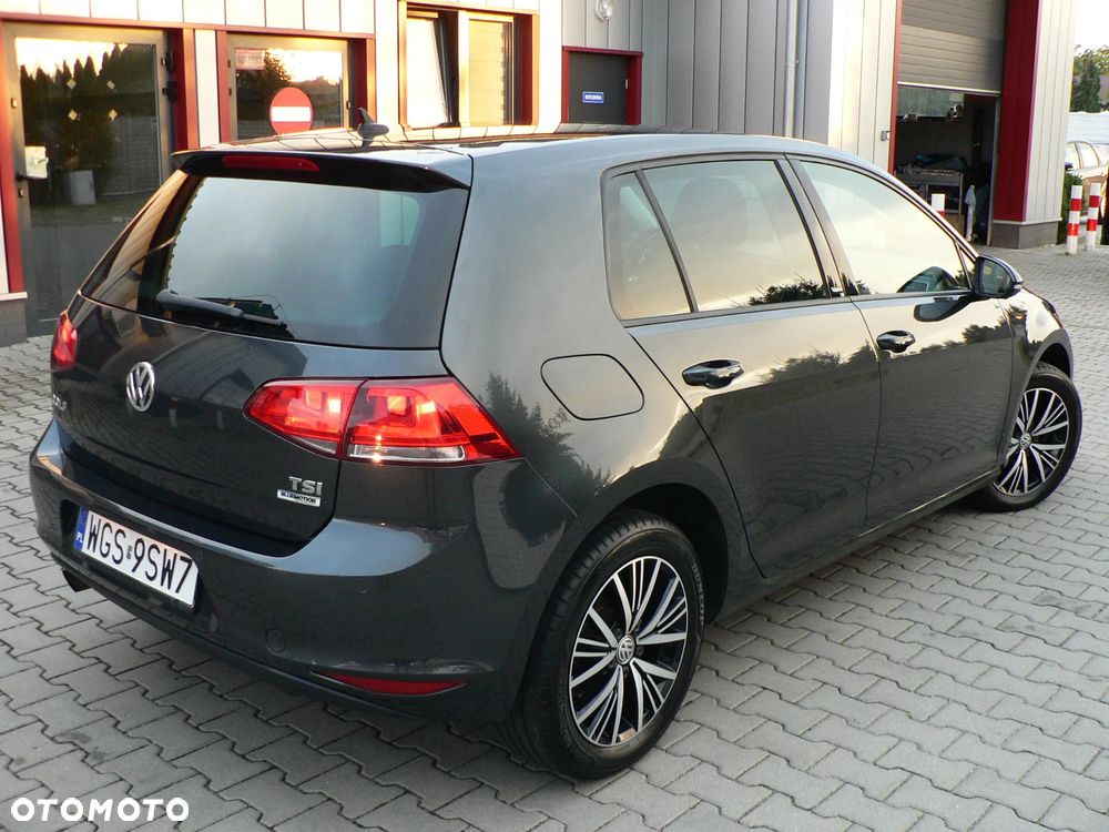 Volkswagen Golf 1.2 TSI BlueMotion Technology Allstar - 10
