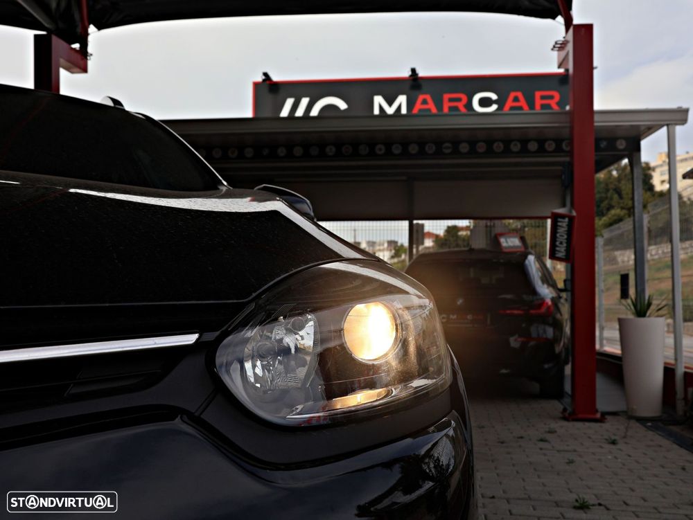 Renault Mégane Sport Tourer 1.5 dCi Dynamique CO2 Champion - 4