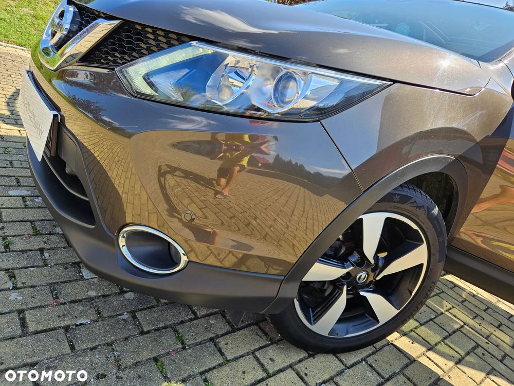 Nissan Qashqai 1.2 DIG-T N-Connecta EU6 - 36