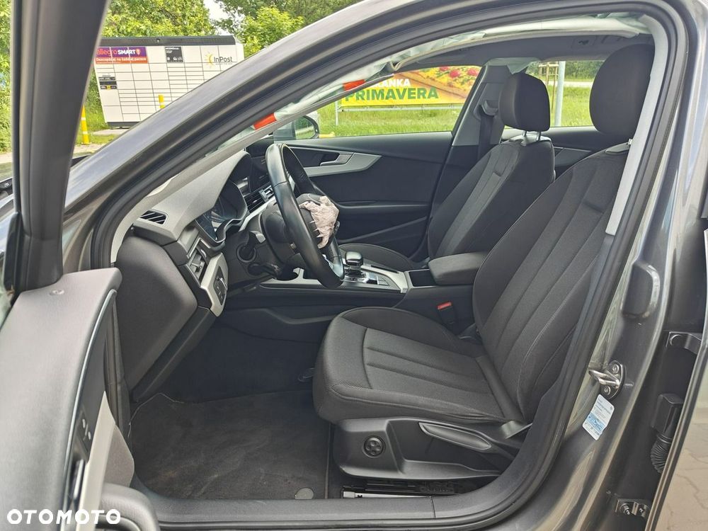 Audi A4 Avant - 10