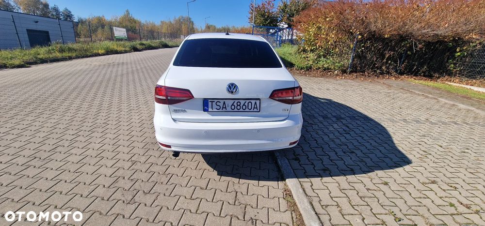 Volkswagen Jetta 1.2 TSI BMT Comfortline - 4