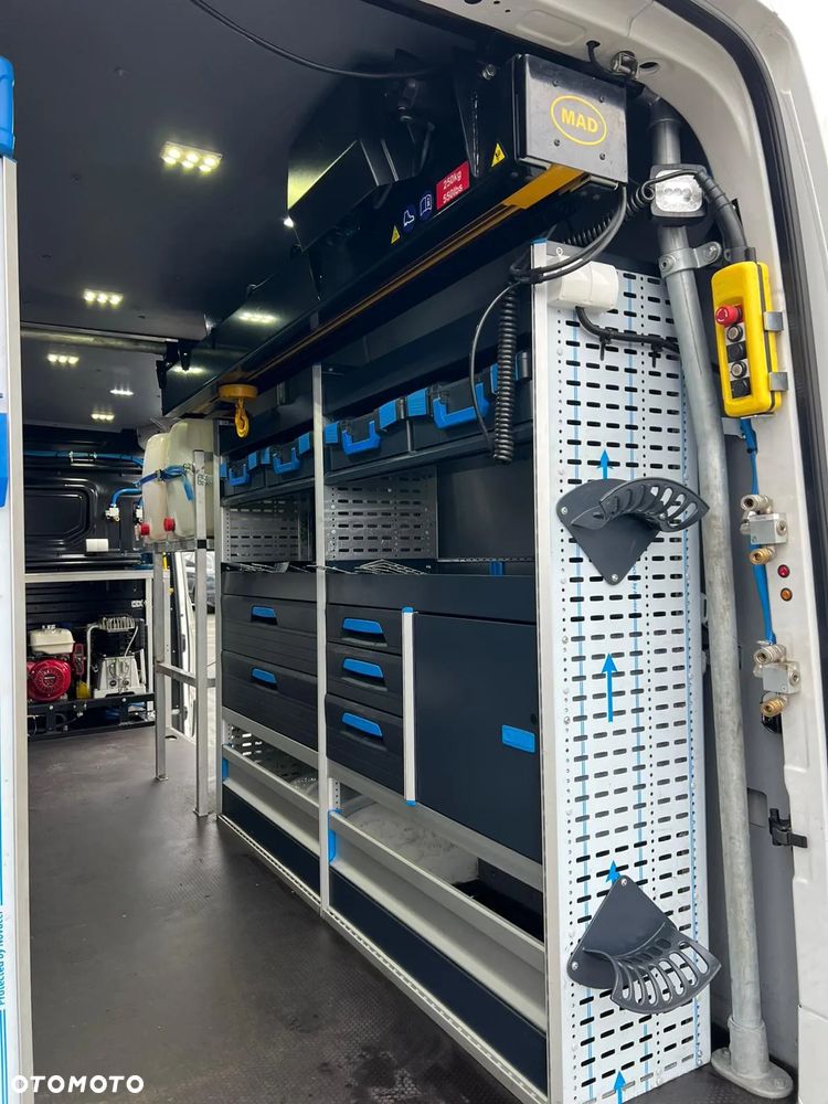 Volkswagen CRAFTER MAXI EXTRA LONG L5H2 POGOTOWIE TECHNICZNE SERWISOWY NARZĘDZIOWY NARZĘDZIÓWKA SERWIS MOBILNY MOBILCAR - 25