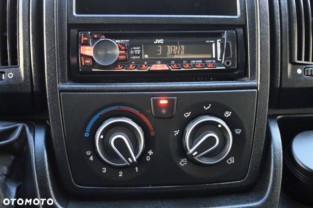 Peugeot Boxer MAXI 7-Osobowy Skrzynia Doka - 16