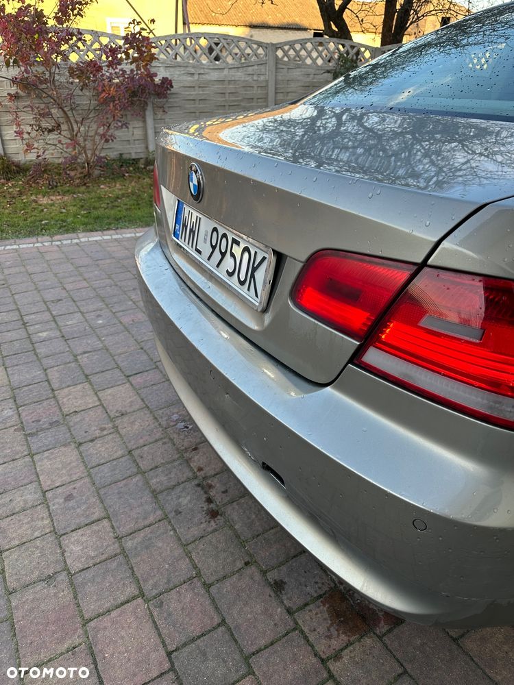 BMW Seria 3 325d - 12