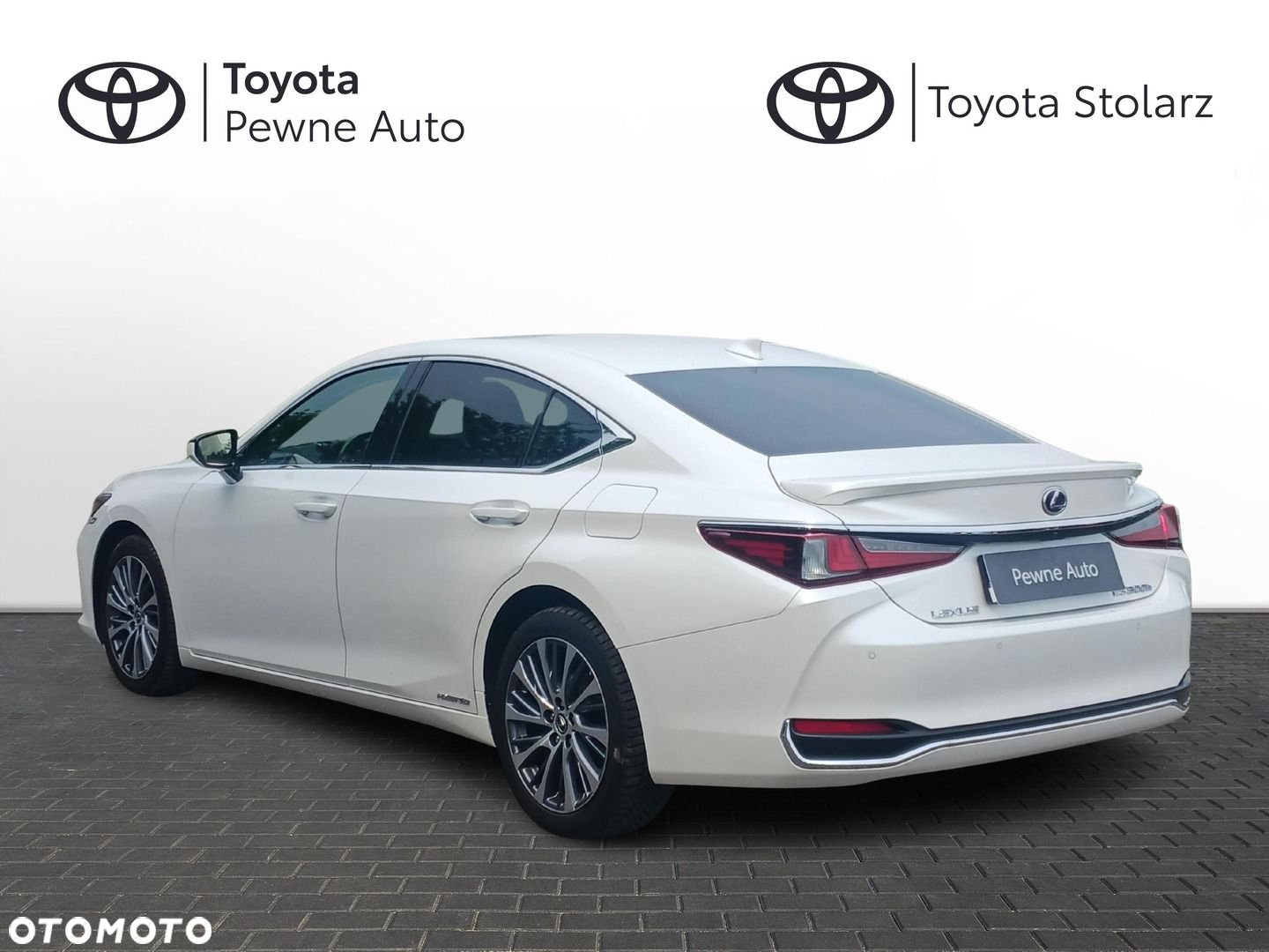 Lexus ES - 7