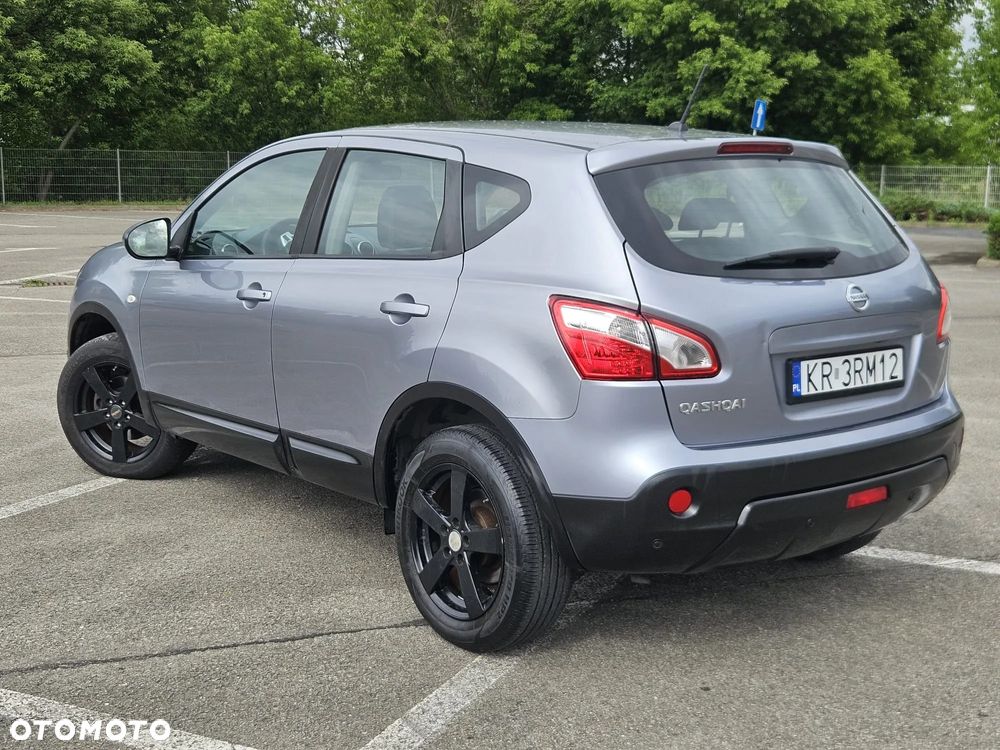Nissan Qashqai - 11