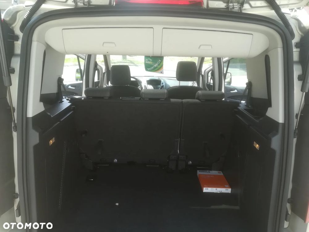 Ford Tourneo Connect 1.0 EcoBoost Start-Stop Titanium - 26