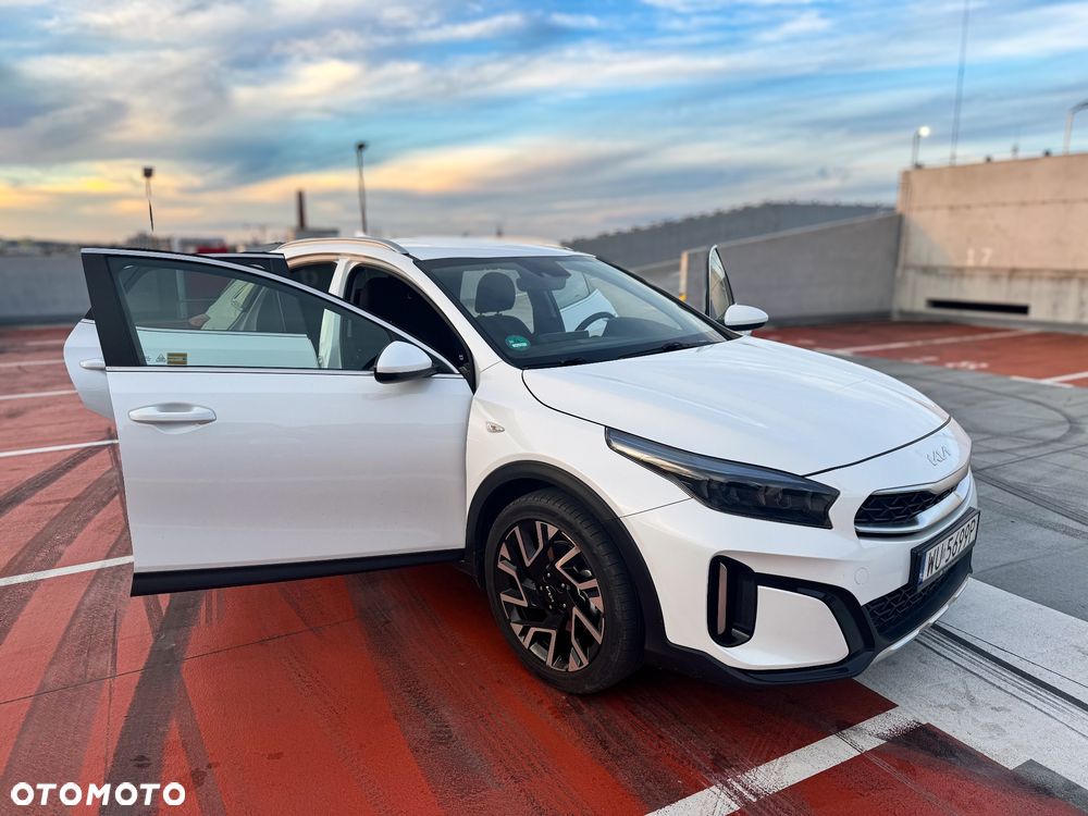 Kia XCeed 1.5 T-GDI M - 14