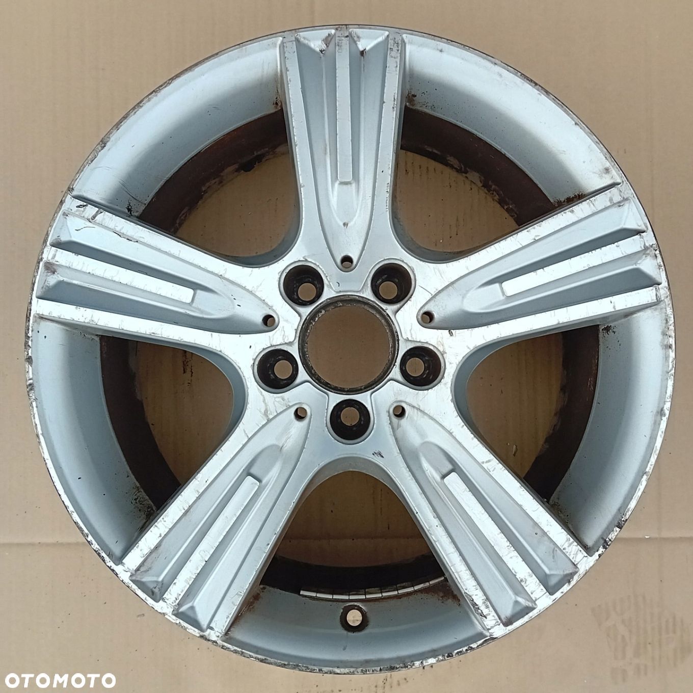 FELGA MERCEDES C-KLASA W204 7,5J 17 ET47 5x112 A2044016002 - 1