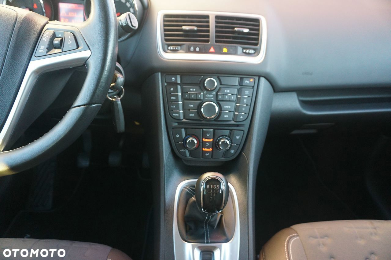 Opel Meriva - 8