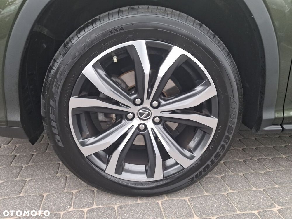 Lexus RX - 10