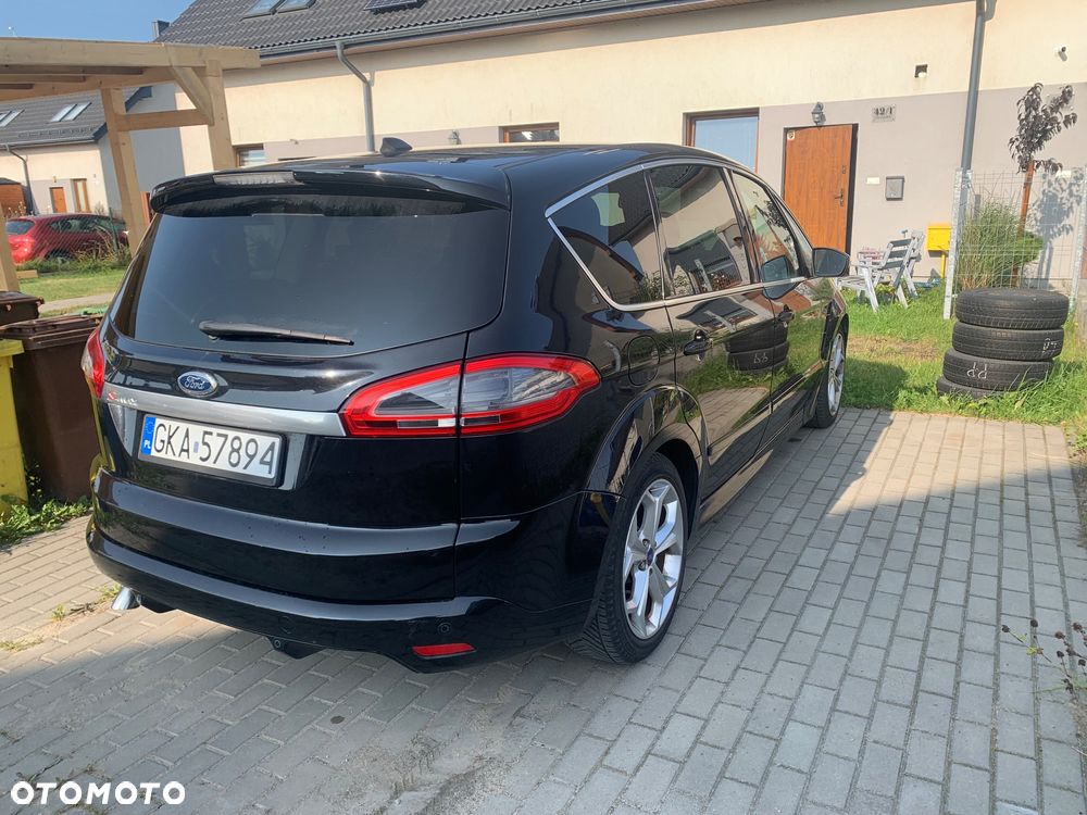 Ford S-Max - 9