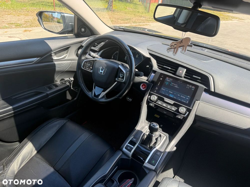 Honda Civic 1.5 T Prestige (Navi) - 26