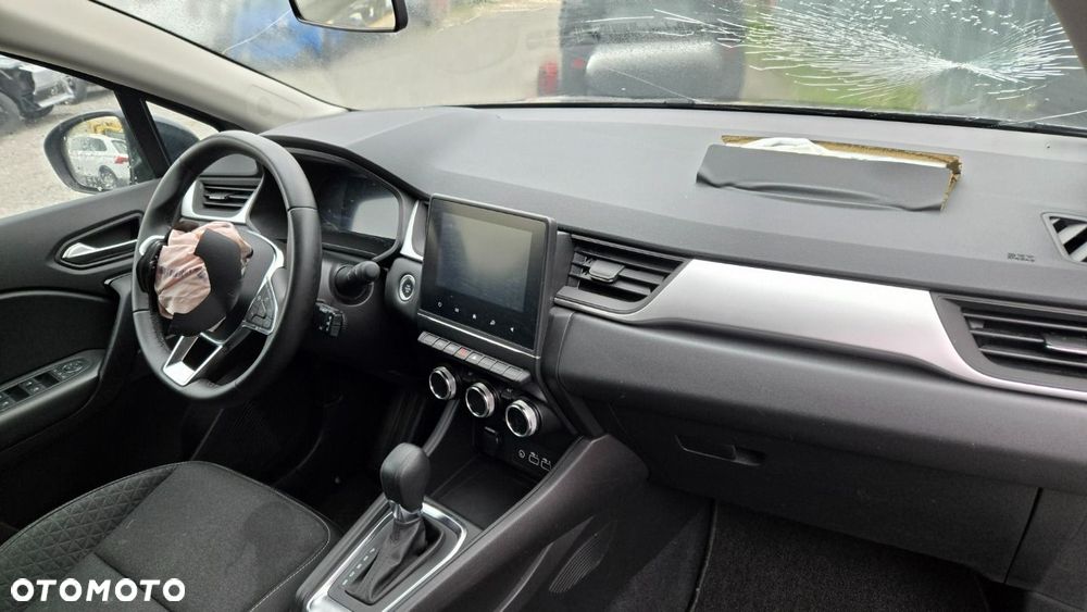 Renault Captur - 23