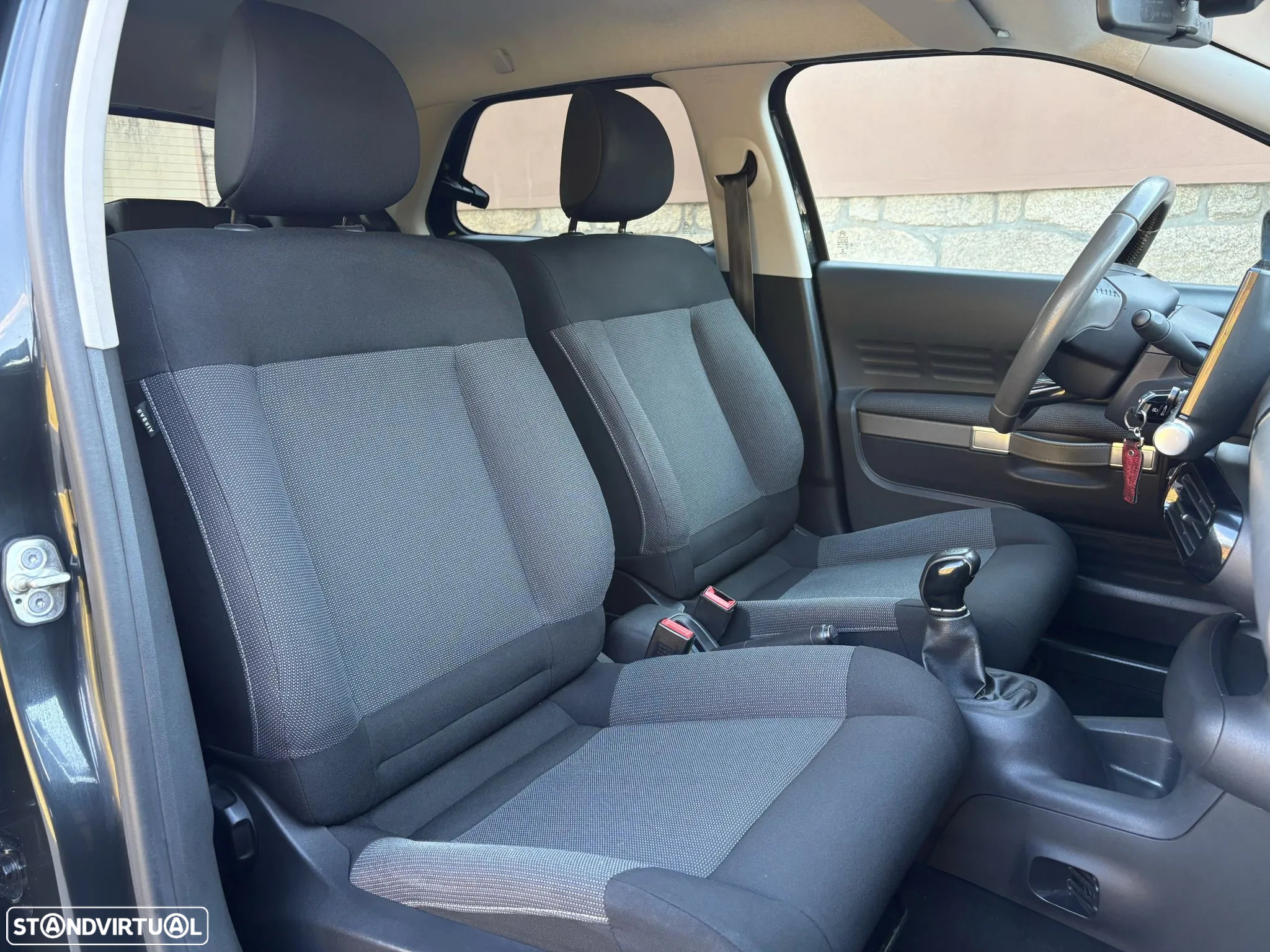 Citroën C4 Cactus 1.2 PureTech Shine - 6