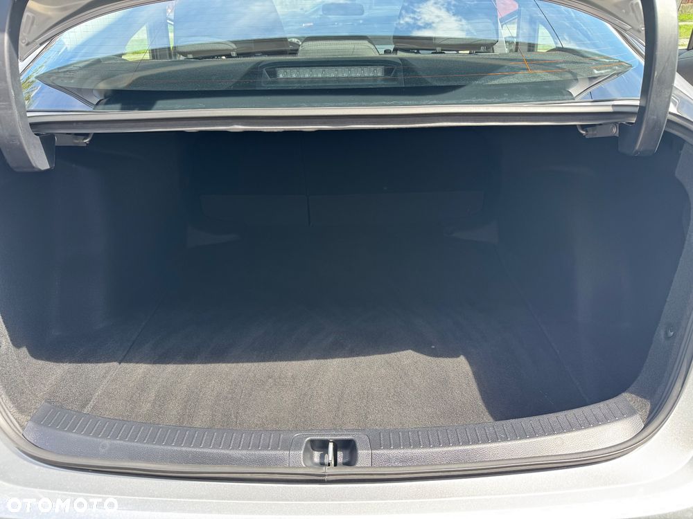 Toyota Corolla 1.5 Comfort - 27