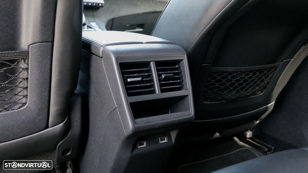 DS DS7 Crossback 1.5 BlueHDi Performance Line EAT8 - 17