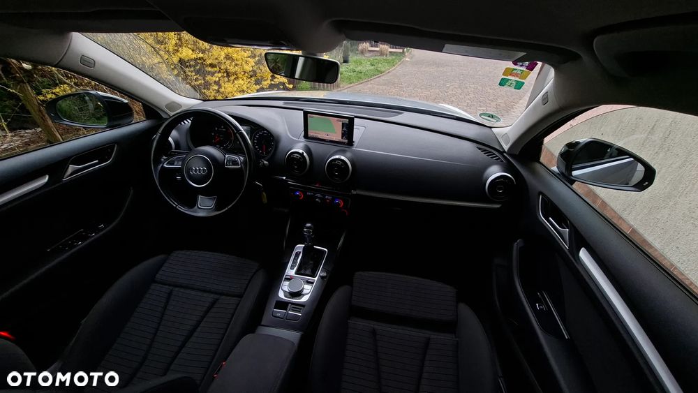 Audi A3 Sportback 2.0 TDI S tronic - 18