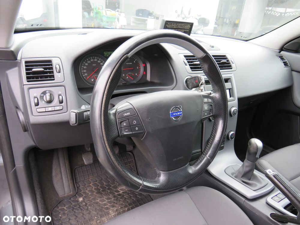 Volvo V50 D2 Momentum Start-Stop - 22