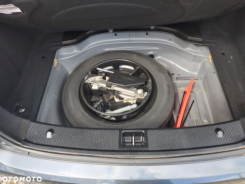 Mercedes-Benz Klasa C 200 CDI BlueEff Avantgarde - 14