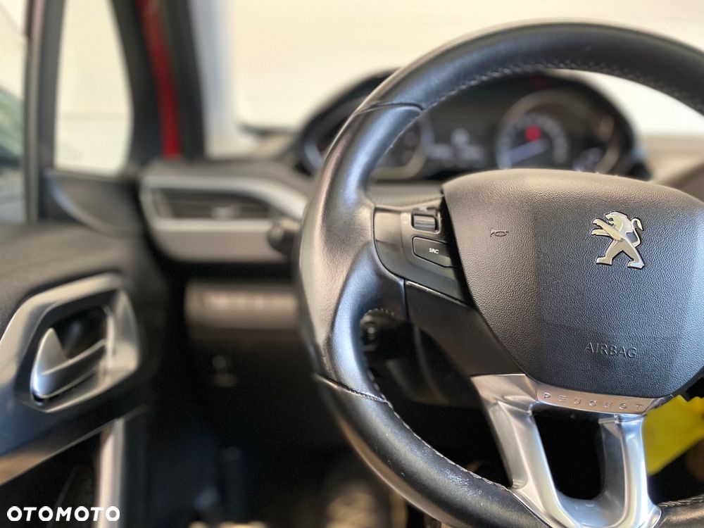 Peugeot 2008 1.6 BlueHDi Crossway S&S - 22