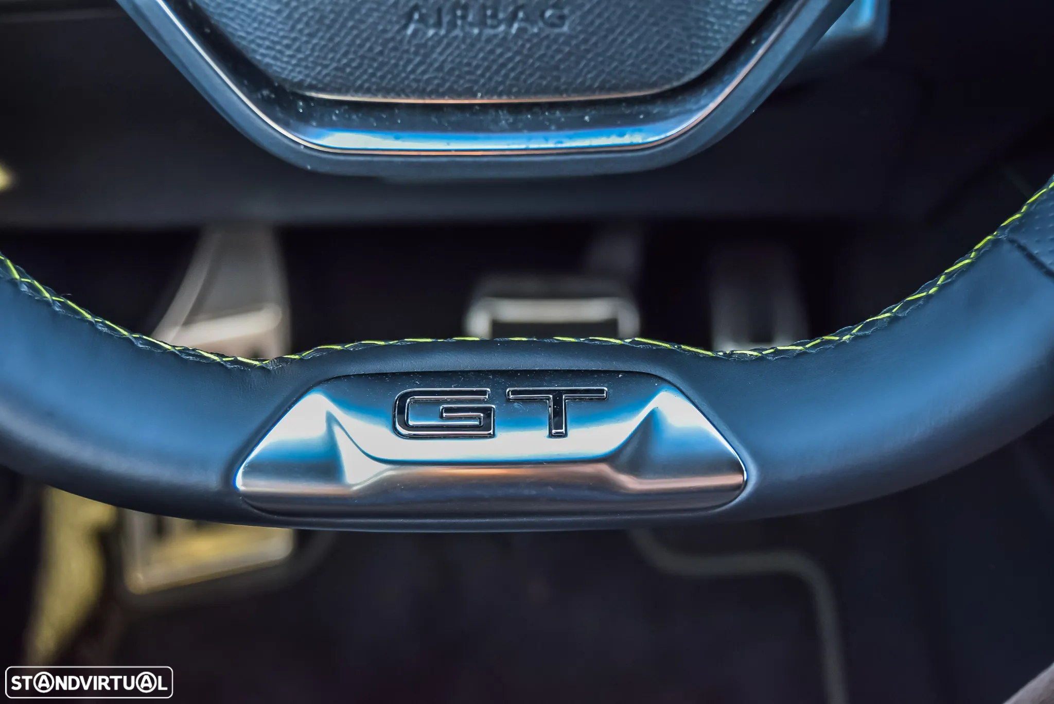 Peugeot 408 1.6 Hybrid GT e-EAT8 - 27