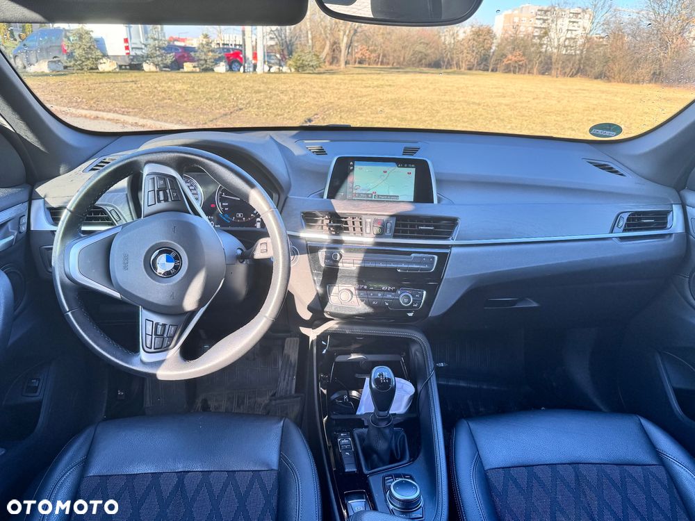 BMW X1 sDrive18i GPF Sport Line - 10