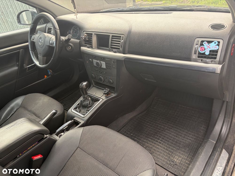 Opel Vectra 1.9 CDTI Sport / GTS - 9