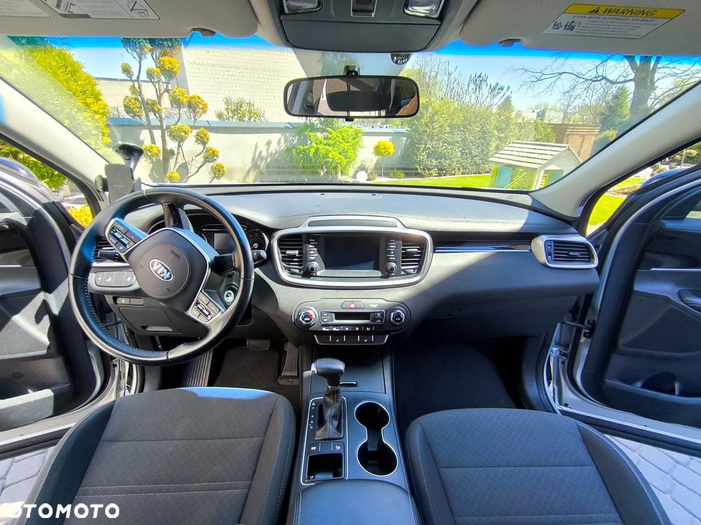 Kia Sorento - 8