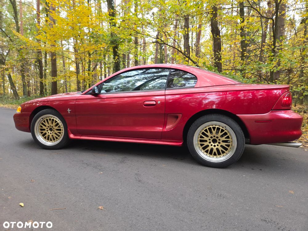 Ford Mustang - 11