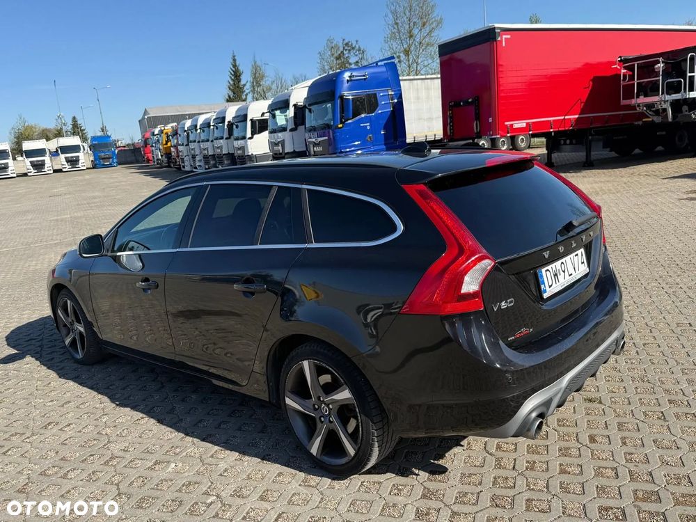 Volvo V60 D4 Ocean Race - 9