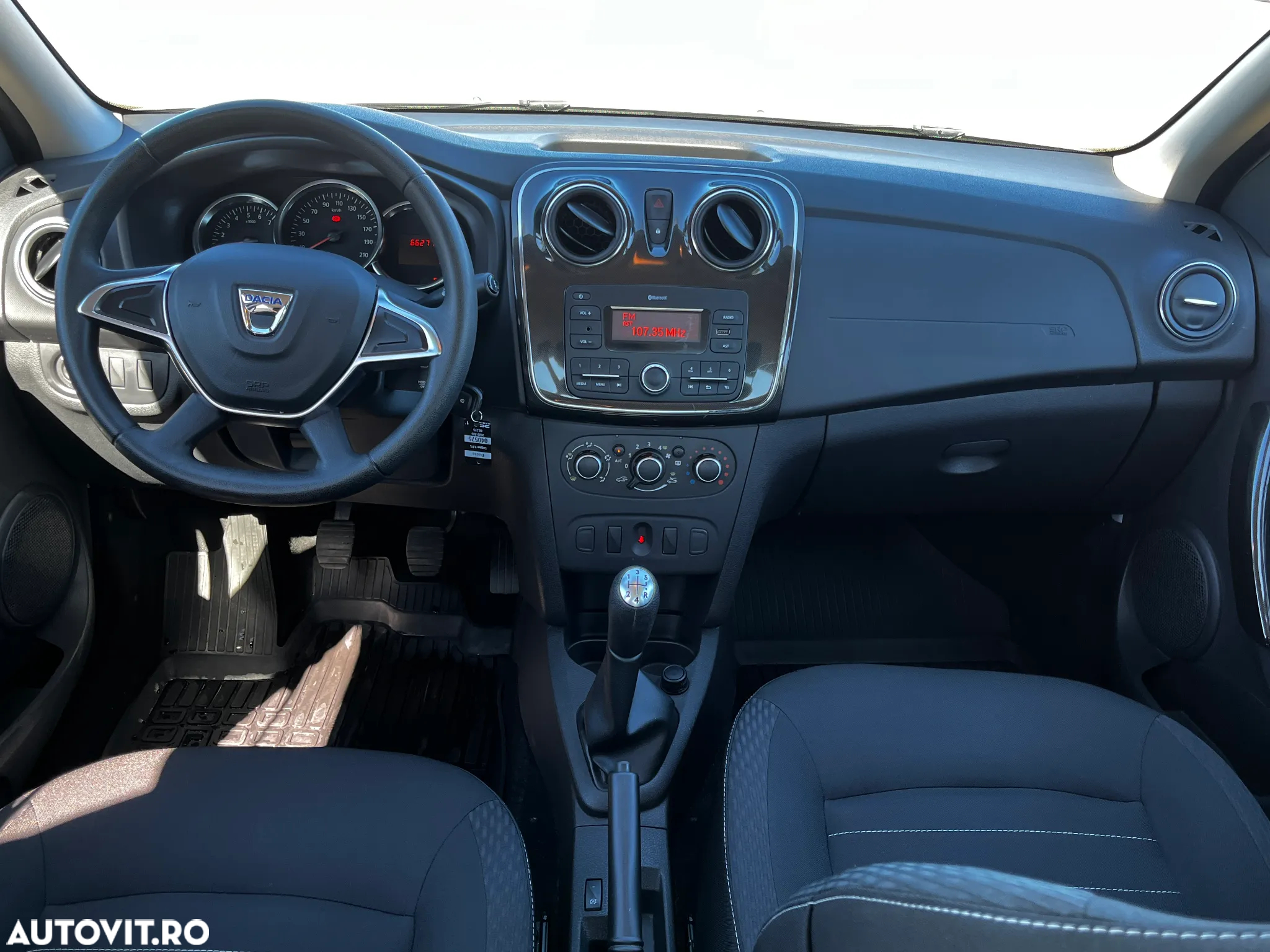 Dacia Logan 1.0 SCe Acces - 12