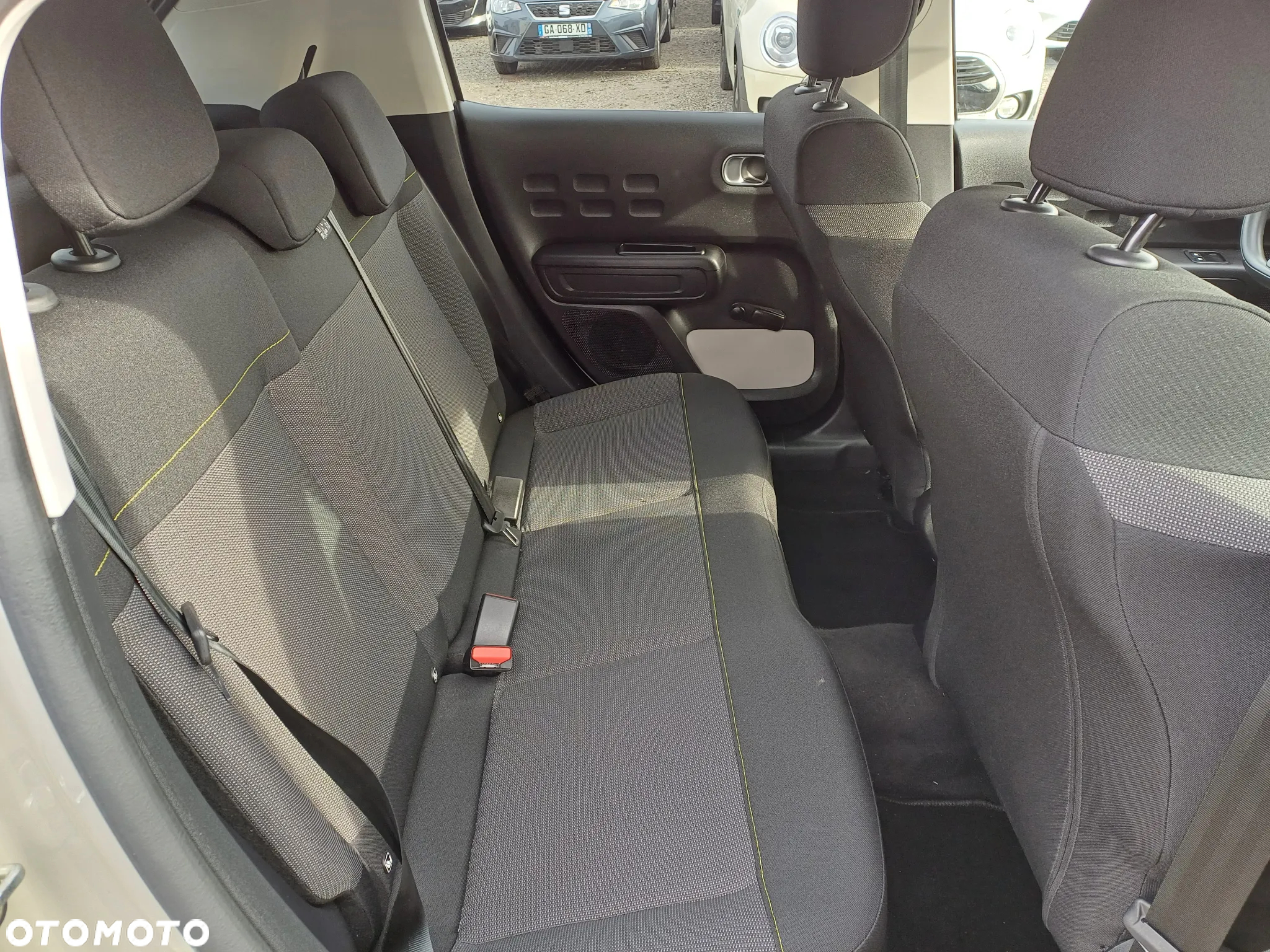 Citroën C3 1.2 PureTech C-Series - 10