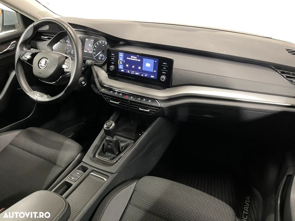 Skoda Octavia 2.0 TDI Ambition - 9