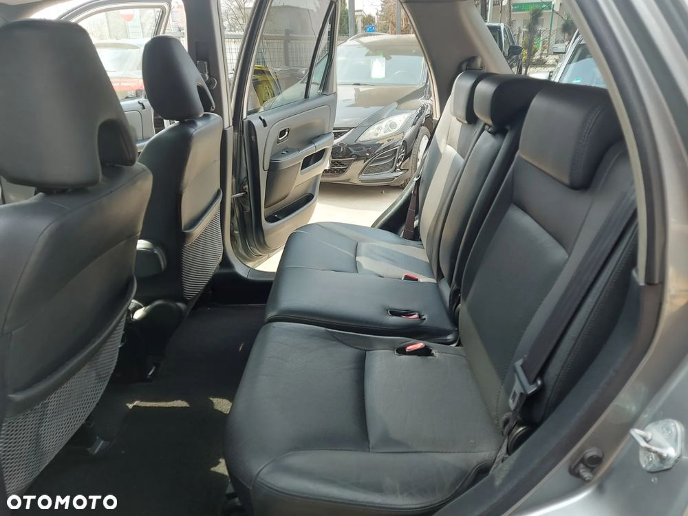 Honda CR-V 2.0i Executive - 26