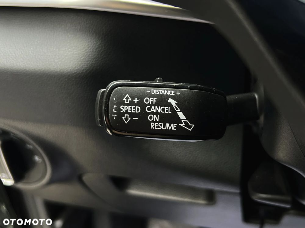 Skoda Karoq 1.6 TDI SCR DSG Style - 26