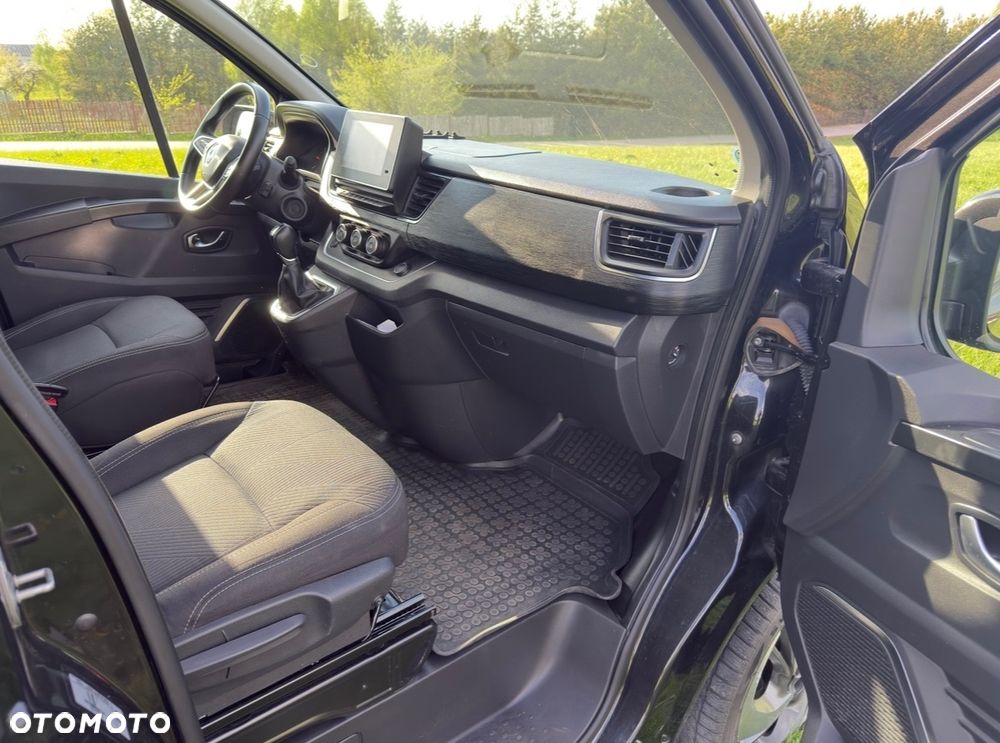 Renault Trafic - 11