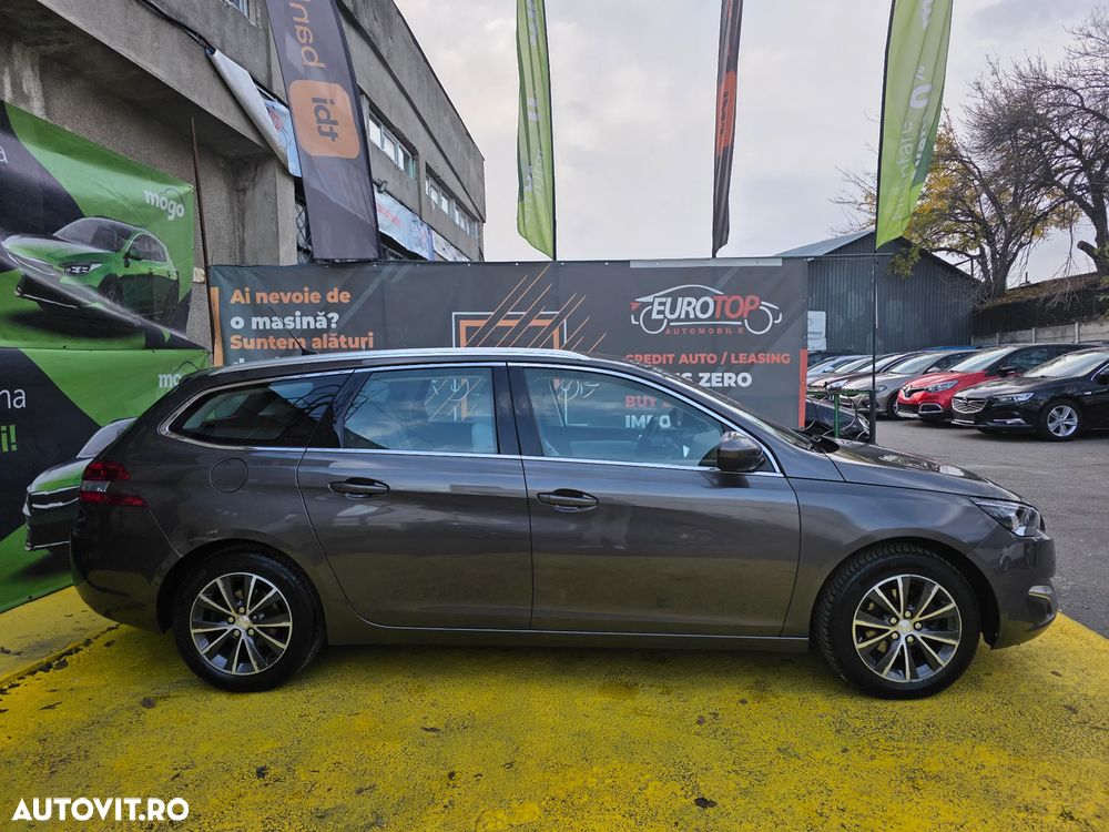 Peugeot 308 1.2 L PureTech Turbo S&S Allure Aut. - 6