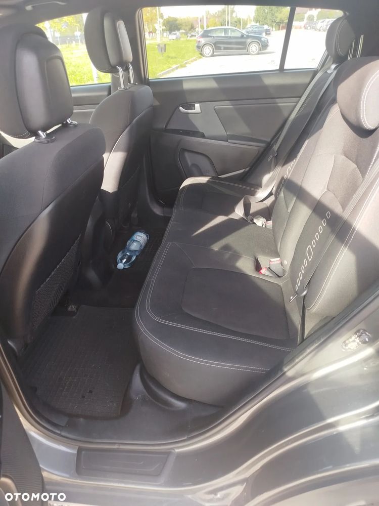 Kia Sportage - 10
