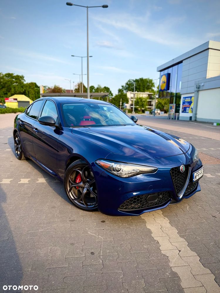 Alfa Romeo Giulia 2.0 Turbo 16V AT8 Veloce Ti - 2